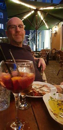 M 2 Tapas
